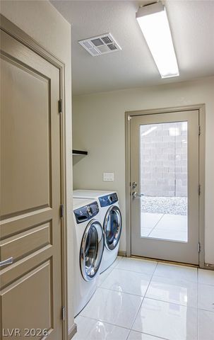 8089 Misty Canyon Avenue, Las Vegas, NV 89113