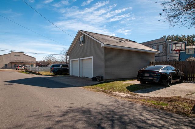 1013 Main St, Patterson, LA 70392