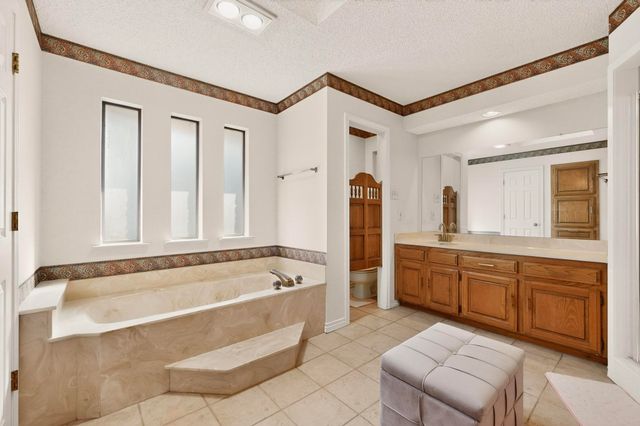 1110 Shady Oak Trail, Mansfield, TX 76063