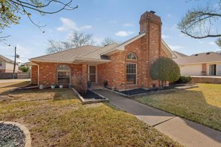1110 Shady Oak Trail, Mansfield, TX 76063
