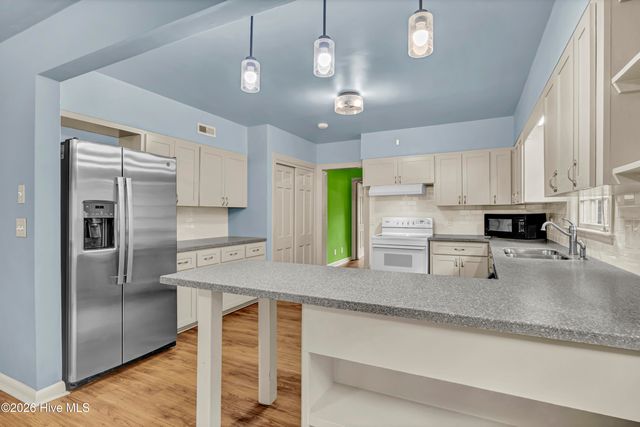 3906 Evergreen Drive, Wilmington, NC 28403