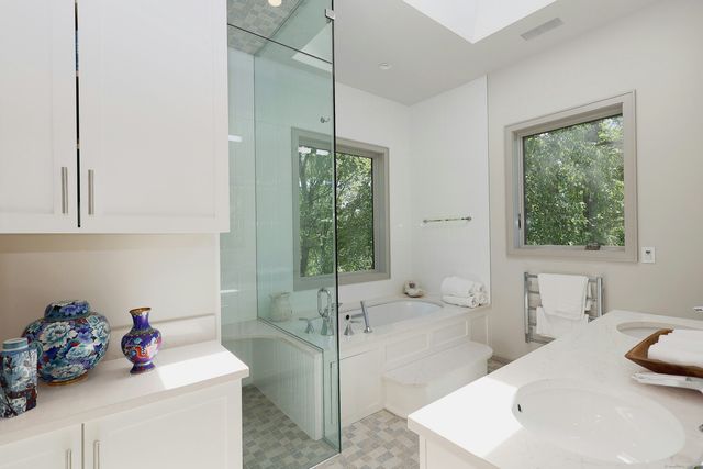 88 Green Lane, Ridgefield, CT 06877