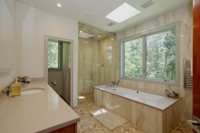 88 Green Lane, Ridgefield, CT 06877