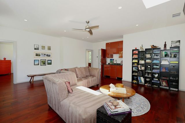 88 Green Lane, Ridgefield, CT 06877