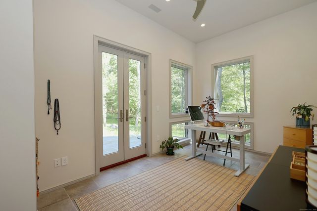 88 Green Lane, Ridgefield, CT 06877