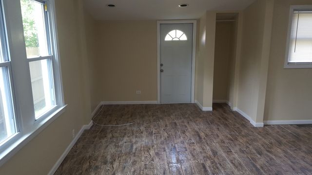 519 N Waukegan Road, Lake Bluff, IL 60044