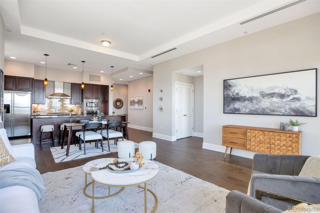 Image 6 of property listing at 5455 Landmark Place 707, Greenwood Village, CO 80111