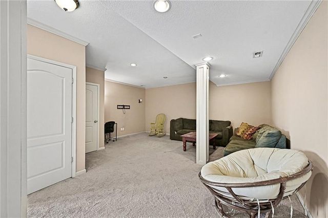 20811 W 48th Street, Shawnee, KS 66218