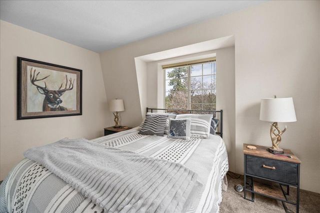 43289 Shasta Road, Big Bear, CA 92315