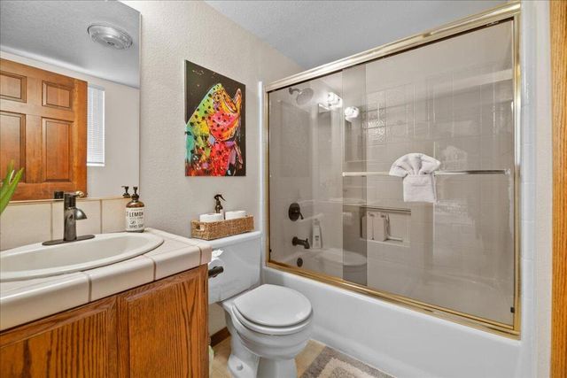 43289 Shasta Road, Big Bear, CA 92315