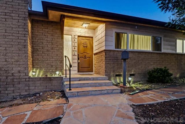 2414 Kathleen Pl, San Diego, CA 92105
