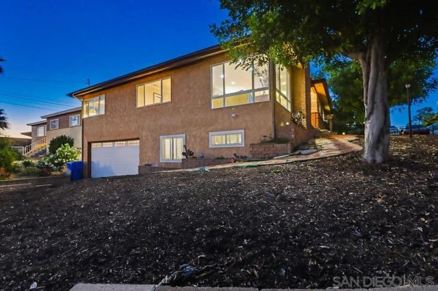 2414 Kathleen Pl, San Diego, CA 92105