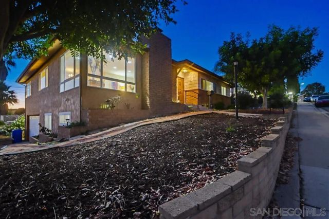 2414 Kathleen Pl, San Diego, CA 92105