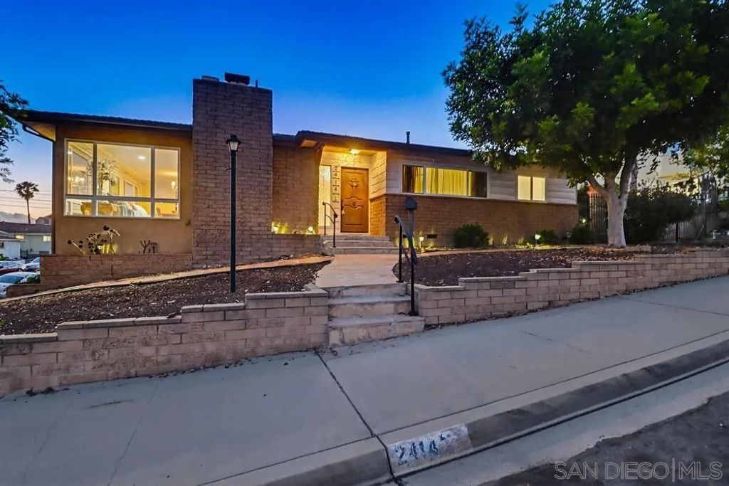 2414 Kathleen Pl, San Diego, CA 92105