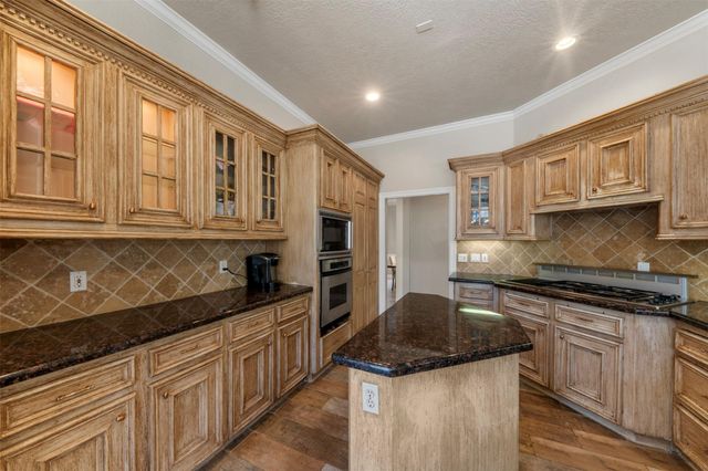 30322 Highland Boulevard, Magnolia, TX 77354