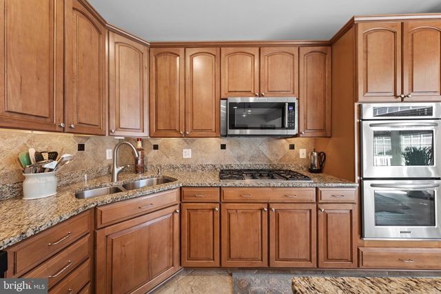 402 VILLAGE CENTER BLVD, Milton, DE 19968