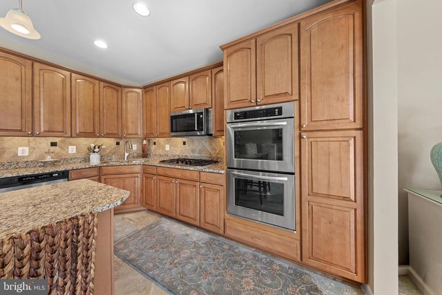 402 VILLAGE CENTER BLVD, Milton, DE 19968