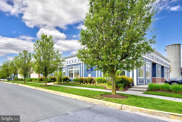 402 VILLAGE CENTER BLVD, Milton, DE 19968