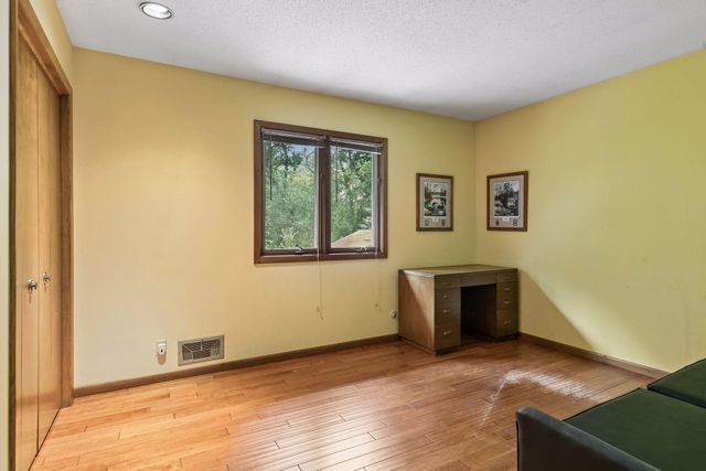 3 Angell Court, Sunfish Lake, MN 55118