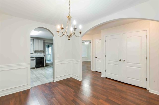 316 Pin Oak Avenue, Woodstock, GA 30188