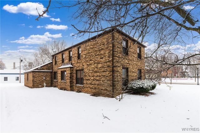 2810 Main Street, Buffalo, NY 14214