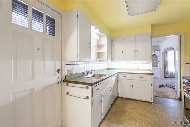 2810 Main Street, Buffalo, NY 14214