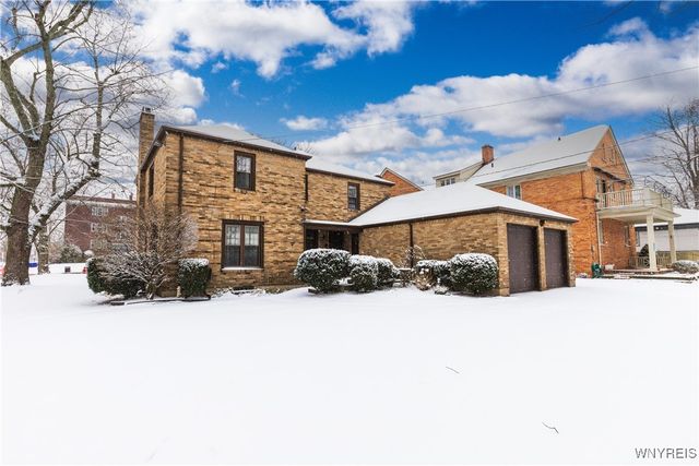 2810 Main Street, Buffalo, NY 14214