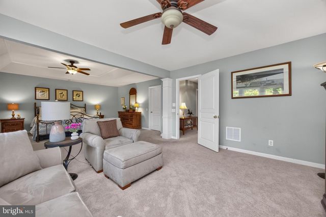 25 BERMAN CT, Phoenixville, PA 19460