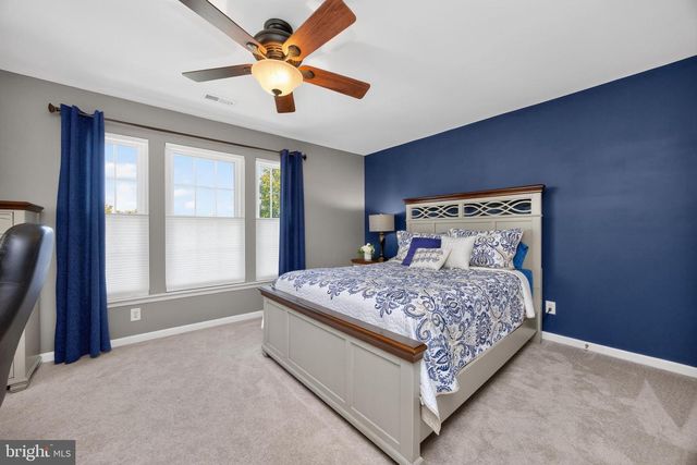 25 BERMAN CT, Phoenixville, PA 19460