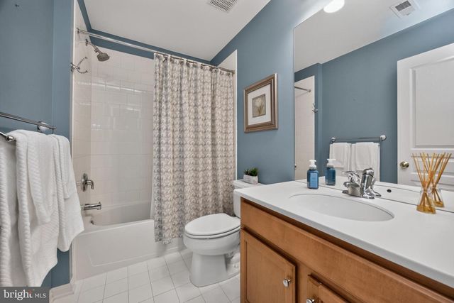 25 BERMAN CT, Phoenixville, PA 19460