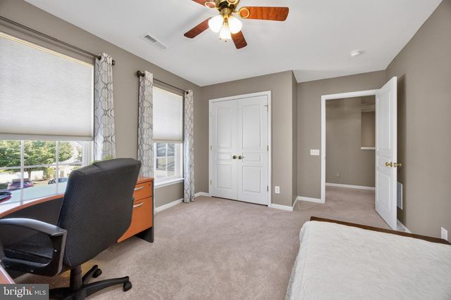 25 BERMAN CT, Phoenixville, PA 19460