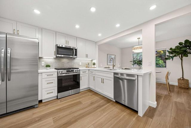 3143 Avenida Olmeda, Carlsbad, CA 92009