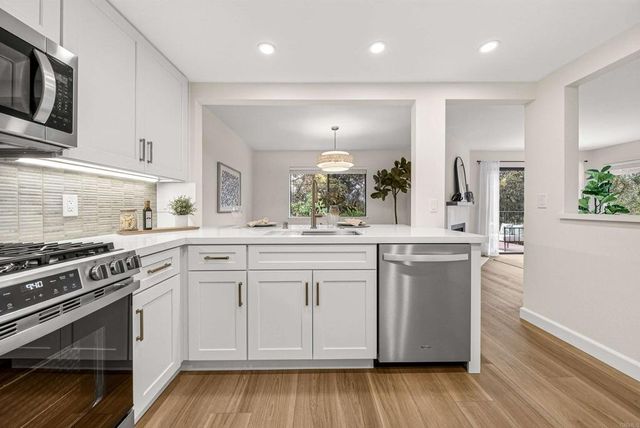 3143 Avenida Olmeda, Carlsbad, CA 92009
