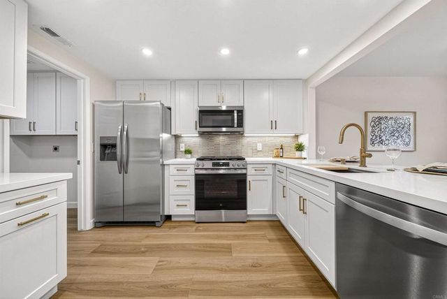 3143 Avenida Olmeda, Carlsbad, CA 92009