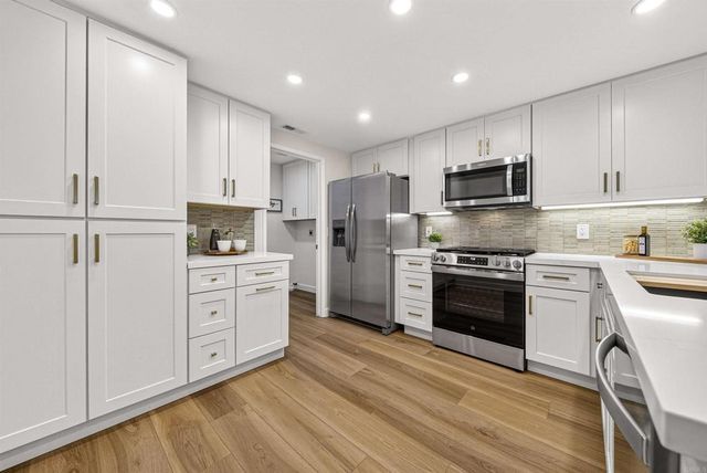 3143 Avenida Olmeda, Carlsbad, CA 92009