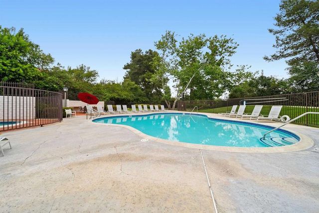 3143 Avenida Olmeda, Carlsbad, CA 92009