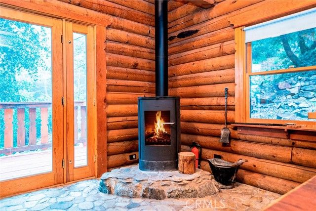 16 Barrett, Mt Baldy, CA 91759