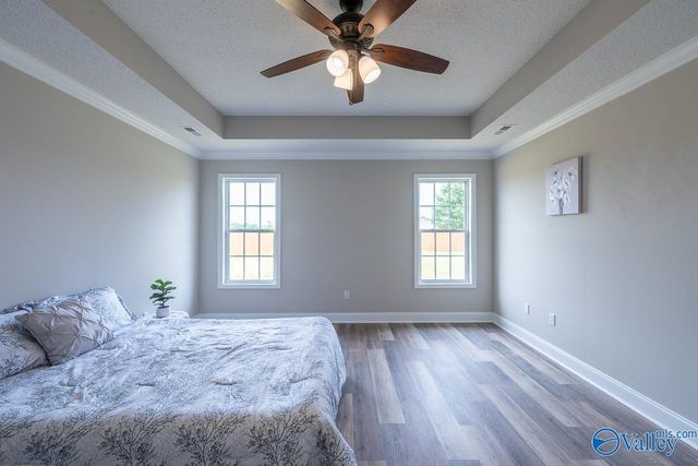 303 Narrow Lane, New Market, AL 35761