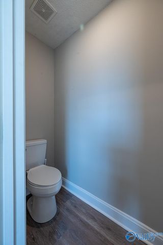 303 Narrow Lane, New Market, AL 35761
