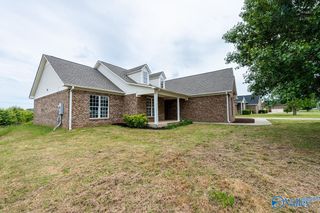 303 Narrow Lane, New Market, AL 35761