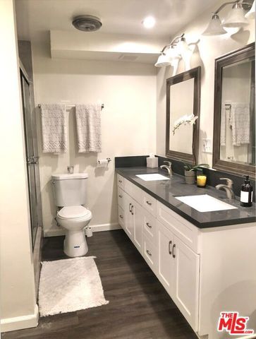 1261 N Laurel Avenue 21, West Hollywood, CA 90046