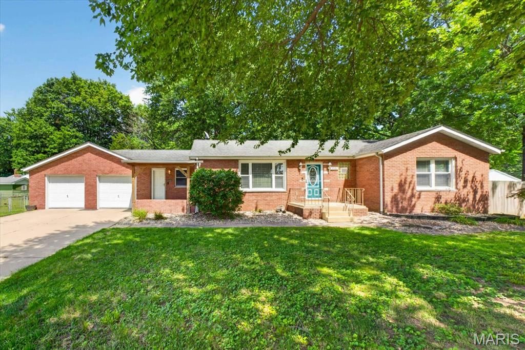 2101 Clark Avenue, Granite City, IL 62040