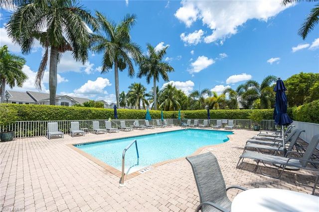 7000 Pinnacle LN 1401, Naples, FL 34110
