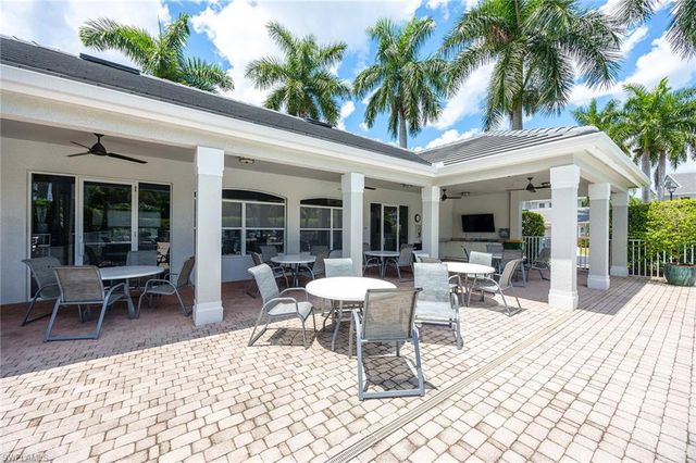 7000 Pinnacle LN 1401, Naples, FL 34110