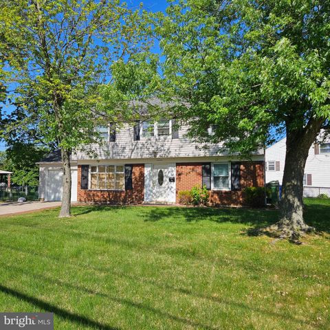 22 PLYMOUTH DR, Marlton, NJ 08053