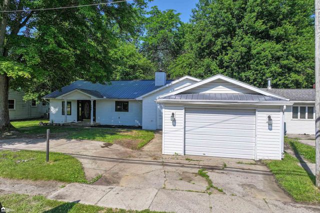 296 S Saginaw Street, Montrose, MI 48457