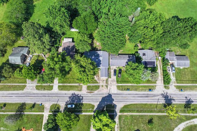 296 S Saginaw Street, Montrose, MI 48457