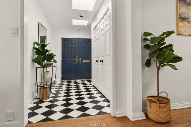 5546 Strohm, North Hollywood, CA 91601