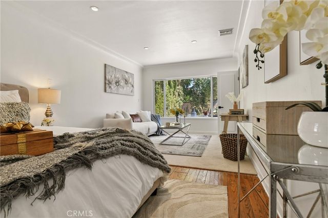 5546 Strohm, North Hollywood, CA 91601