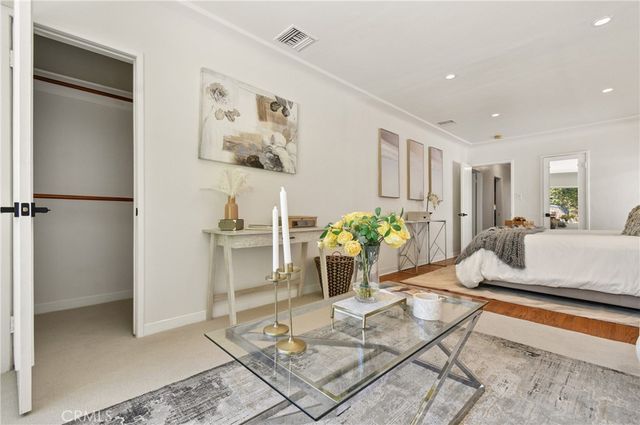 5546 Strohm, North Hollywood, CA 91601